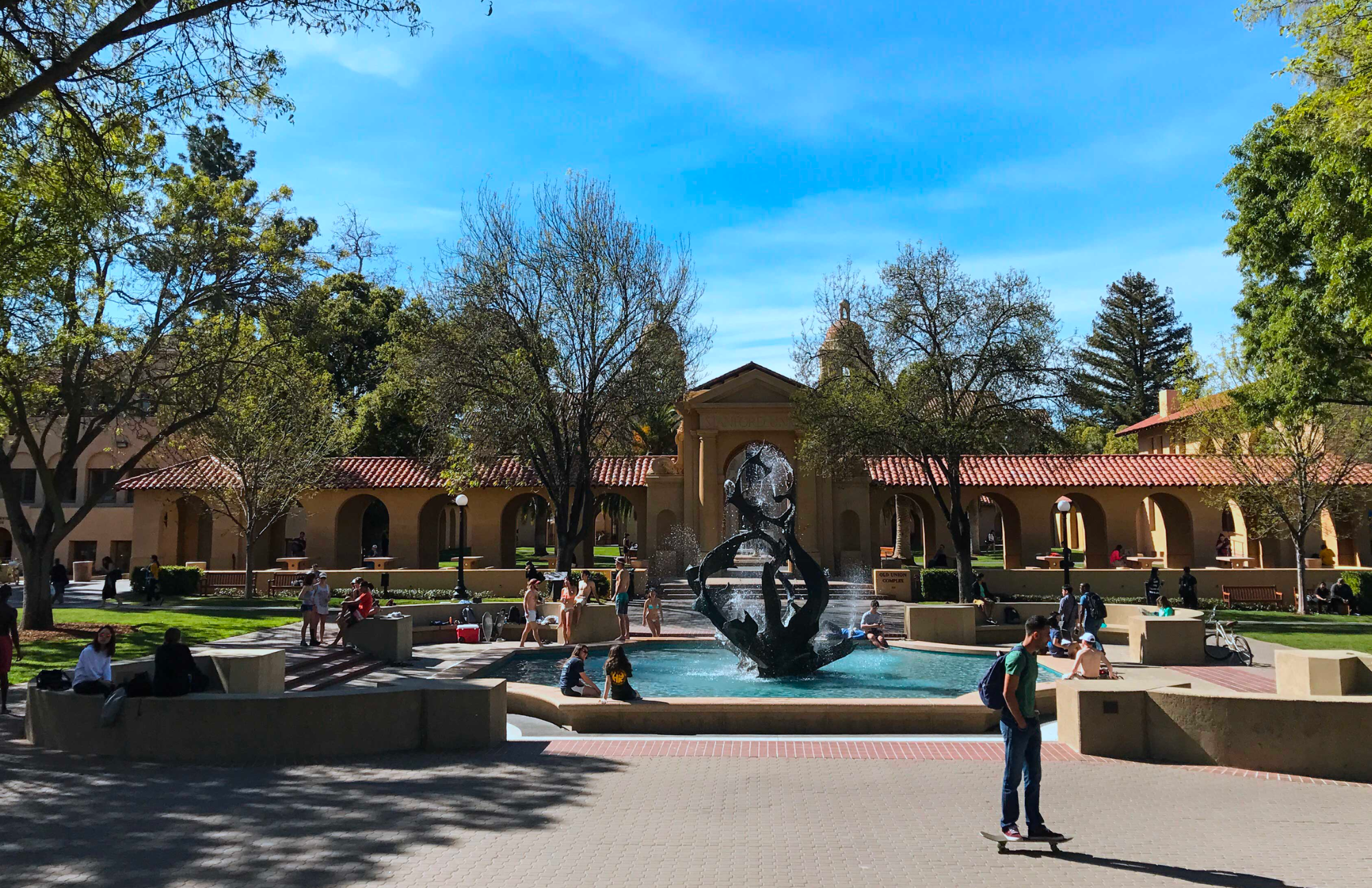 Water feature and courtyard at Stanford's White Plaza